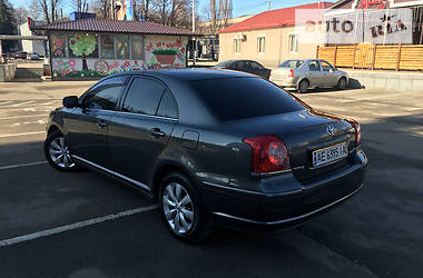 Седан Toyota Avensis 2008 в Днепре