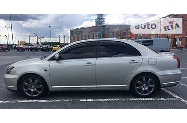 Седан Toyota Avensis 2003 в Львове