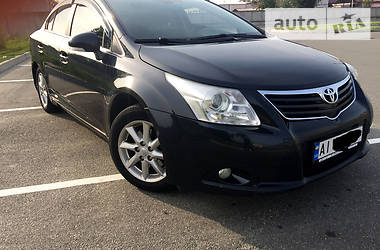 Седан Toyota Avensis 2011 в Киеве