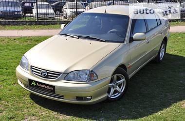 Седан Toyota Avensis 2003 в Николаеве