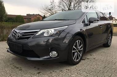 Універсал Toyota Avensis 2014 в Вінниці