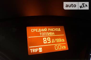 Седан Toyota Avensis 2013 в Одессе