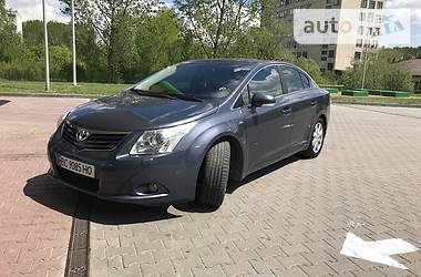 Седан Toyota Avensis 2009 в Бродах