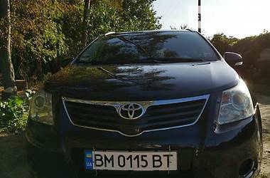 Универсал Toyota Avensis 2010 в Тростянце