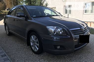 Седан Toyota Avensis 2008 в Тернополе