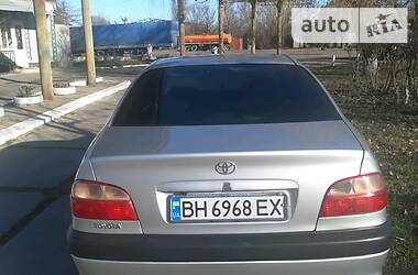 Седан Toyota Avensis 2001 в 