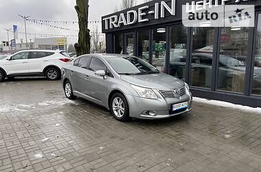 Седан Toyota Avensis 2011 в 