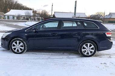 Універсал Toyota Avensis 2010 в Вінниці