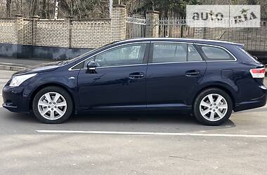 Універсал Toyota Avensis 2010 в Вінниці