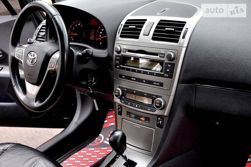 Седан Toyota Avensis 2012 в Киеве фото 52 Седан Toyota Avensis 2012 в Киеве