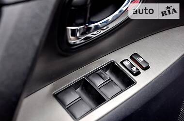 Седан Toyota Avensis 2012 в 
