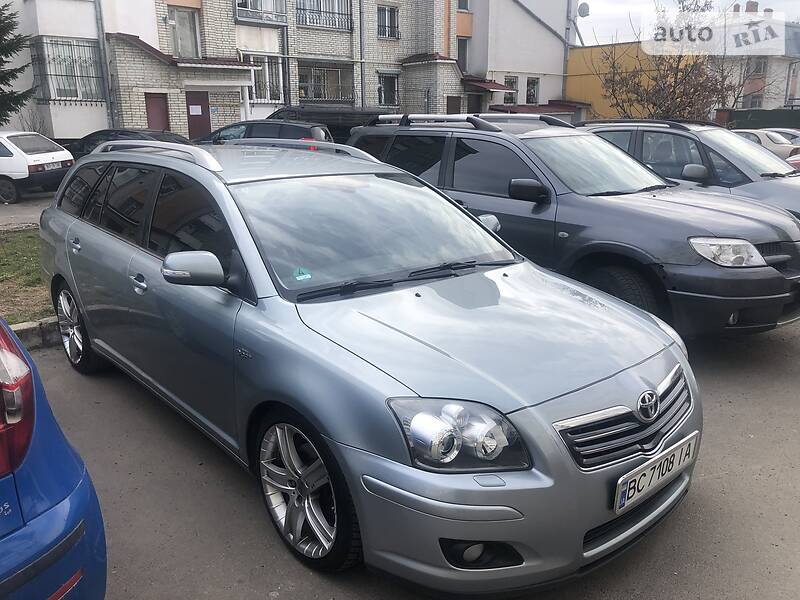 Універсал Toyota Avensis 2007 в Львові