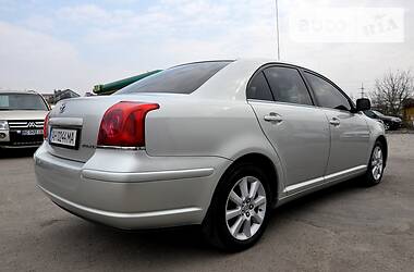 Седан Toyota Avensis 2006 в 