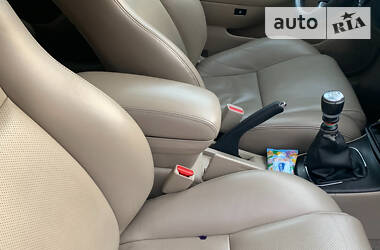 Універсал Toyota Avensis 2005 в 
