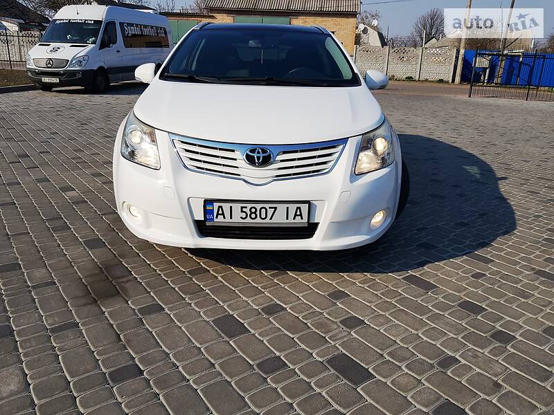Універсал Toyota Avensis 2010 в Білій Церкві