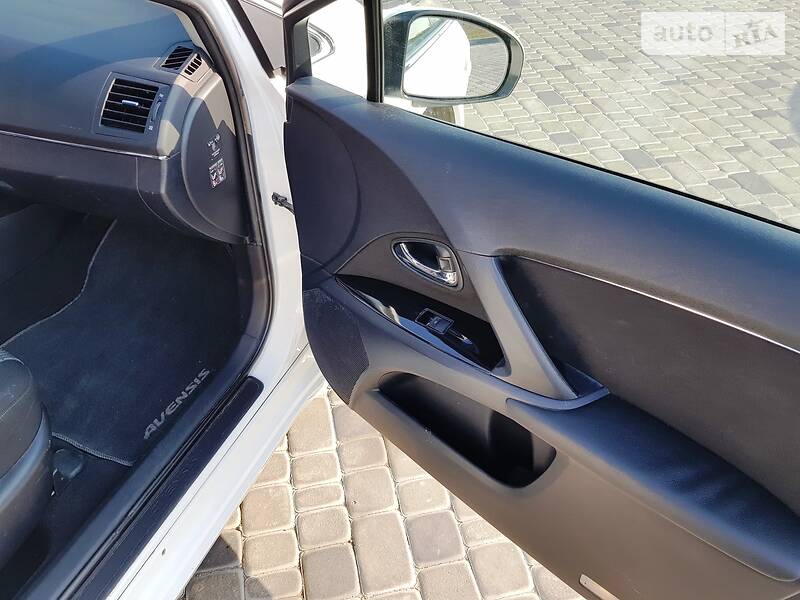 Універсал Toyota Avensis 2010 в Білій Церкві