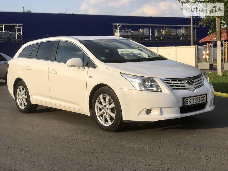 Універсал Toyota Avensis 2011 в Дубні фото 7 Універсал Toyota Avensis 2011 в Дубні