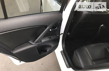 Універсал Toyota Avensis 2011 в 