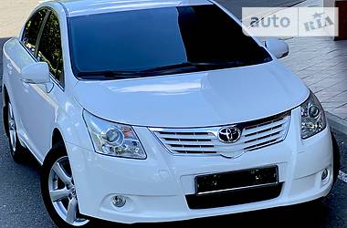 Седан Toyota Avensis 2012 в Одесі