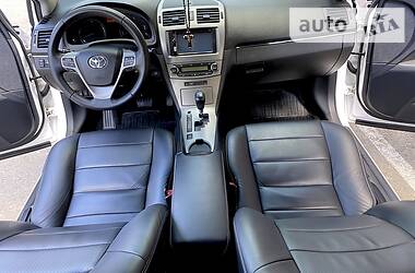 Седан Toyota Avensis 2012 в Одессе