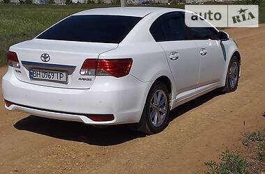 Седан Toyota Avensis 2012 в Одессе