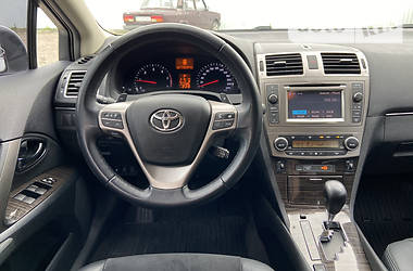 Универсал Toyota Avensis 2013 в Ивано-Франковске