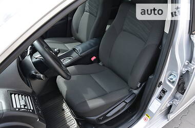 Седан Toyota Avensis 2009 в 
