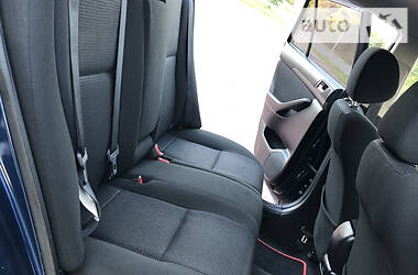 Універсал Toyota Avensis 2006 в 