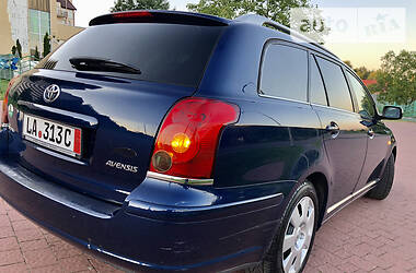 Універсал Toyota Avensis 2006 в 