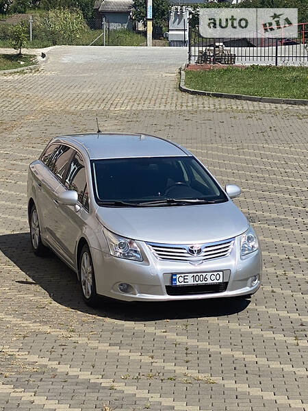 Универсал Toyota Avensis 2009 в Черновцах