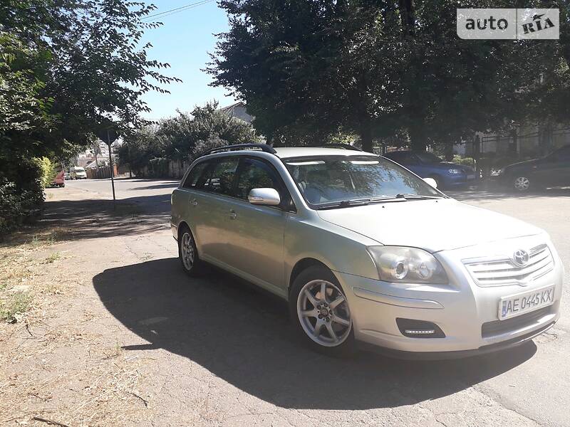 Универсал Toyota Avensis 2008 в Кривом Роге