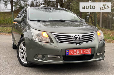 Универсал Toyota Avensis 2009 в Трускавце