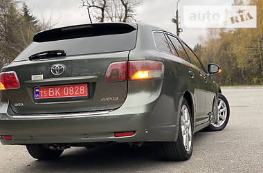 Универсал Toyota Avensis 2009 в Трускавце