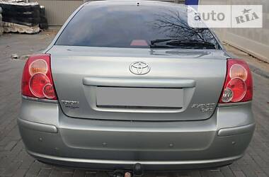 Лифтбек Toyota Avensis 2008 в Николаеве