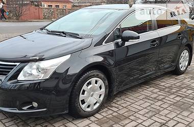 Седан Toyota Avensis 2010 в Мариуполе