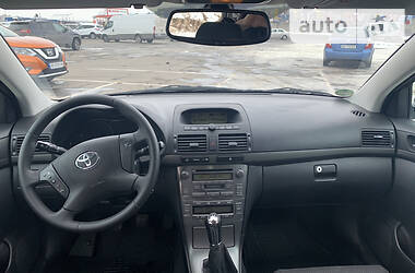 Универсал Toyota Avensis 2004 в Виннице