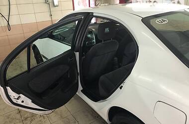 Седан Toyota Avensis 2002 в 