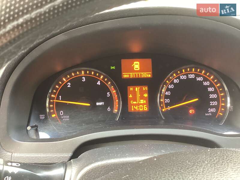 Універсал Toyota Avensis 2009 в Києві