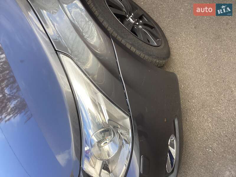 Універсал Toyota Avensis 2009 в Києві