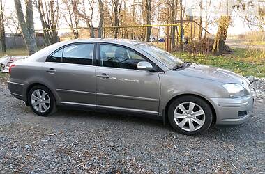 Лифтбек Toyota Avensis 2006 в Сумах