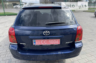 Универсал Toyota Avensis 2005 в Луцке