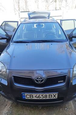 Универсал Toyota Avensis 2007 в Чернигове