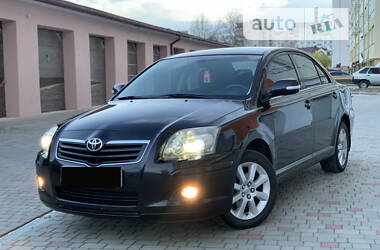 Седан Toyota Avensis 2008 в Ивано-Франковске