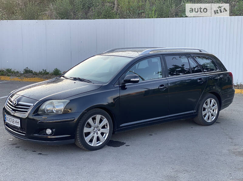 Универсал Toyota Avensis 2008 в Ужгороде