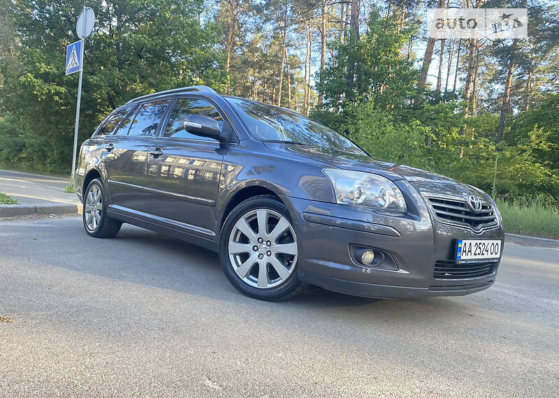 Универсал Toyota Avensis 2007 в Киеве