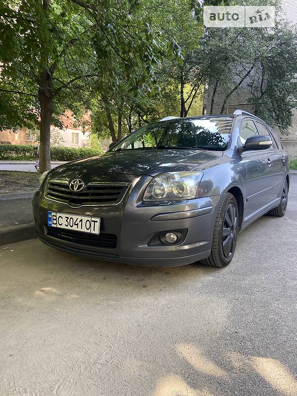 Универсал Toyota Avensis 2007 в Луцке