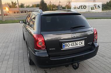 Универсал Toyota Avensis 2006 в 
