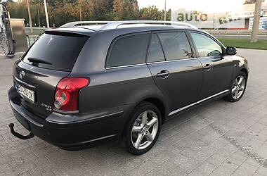Универсал Toyota Avensis 2006 в 
