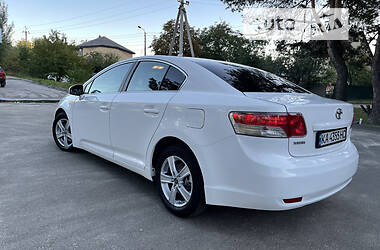 Седан Toyota Avensis 2010 в Броварах