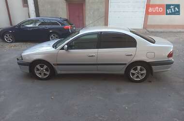 Седан Toyota Avensis 1998 в Одессе